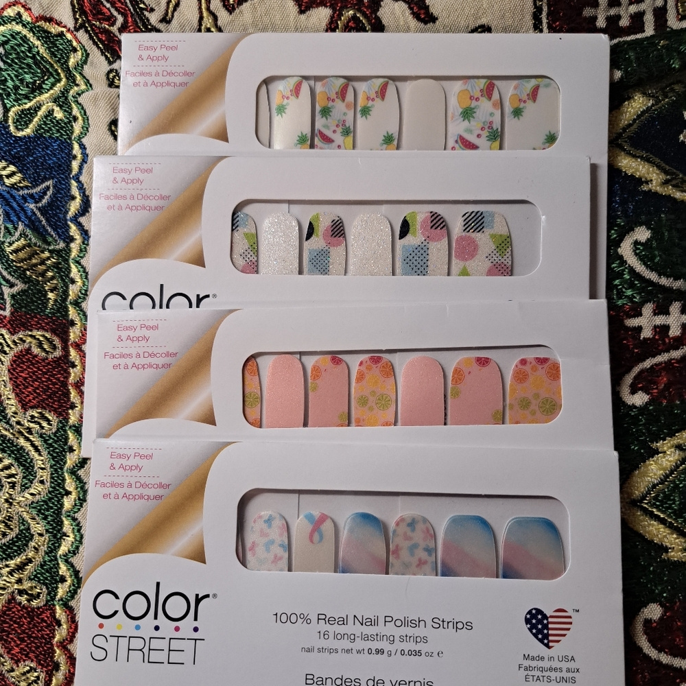 4 packs of Color street nail strips
